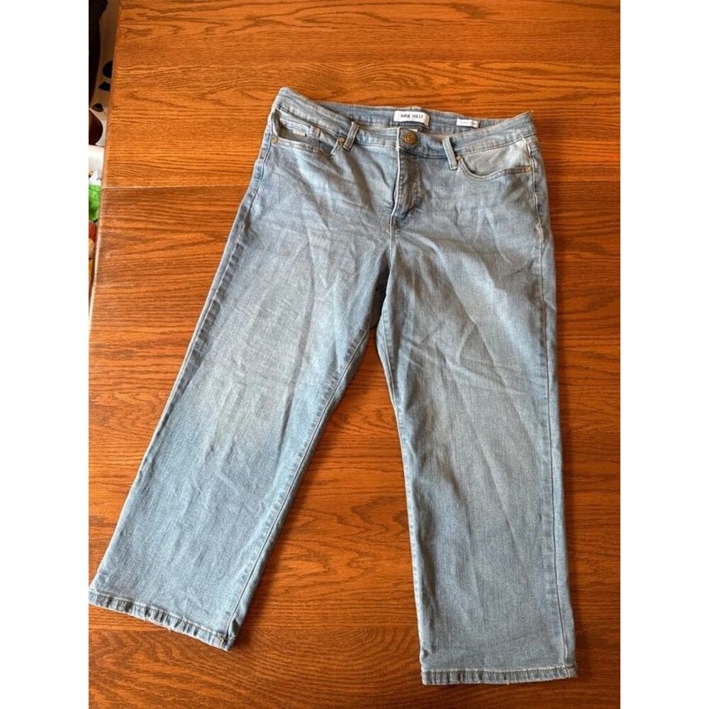 Nine West sz 12 Chrystie Capri Jean light wash